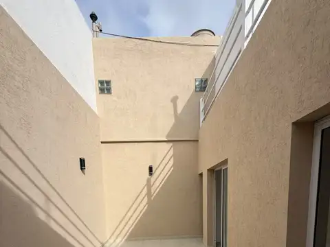 Depto Tipo Casa en Alquiler en Villa Ortuzar, $ 2.200.000