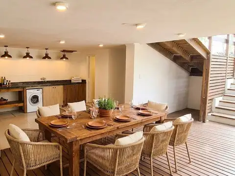 Casa en Venta con 1 cochera