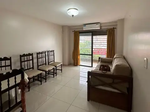 Departamento en Alquiler en Barrio Sur, $ 730.000