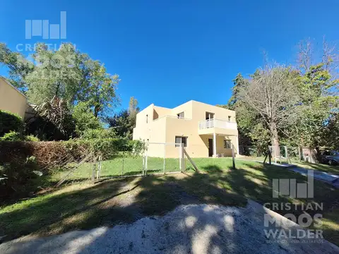 Casa en Alquiler de 4 dormitorios