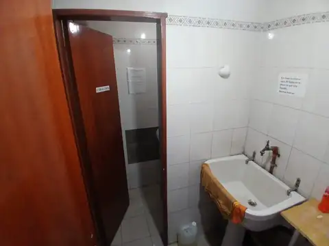 Local en Alquiler en Capitan Bermudez, $ 1.700.000