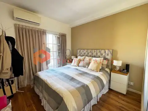 Depto Tipo Casa en Venta de 4 ambientes