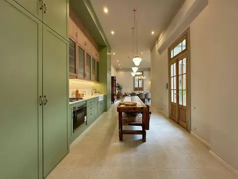 Casa 4 ambientes con 3 baños