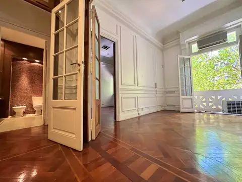 Av. Santa Fe al 1800