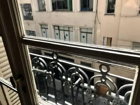 Oficina en Venta 80 años