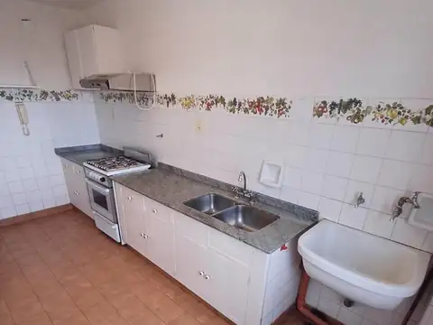 Leguizamón 625 , Piso 7