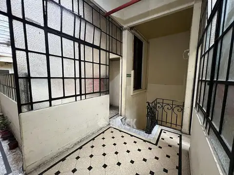 PETIT HOTEL Y LOCAL A LA CALLE EN ALEM AL 500 - 848 M2