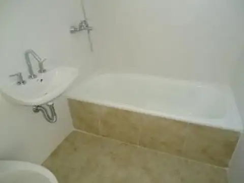 IMPECABLE y MUY LUMINOSO - vis. sáb 21/02 - 11 hs