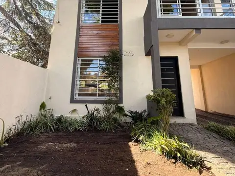 DUPLEX A ESTRENAR TIPO CASA