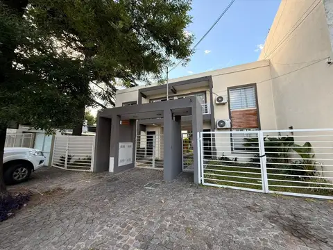 Depto Tipo Casa en Venta de 3 dormitorios