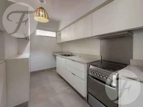 Departamento en Alquiler con 1 cocheras