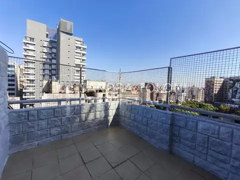 Paraguay 2000, Piso 10