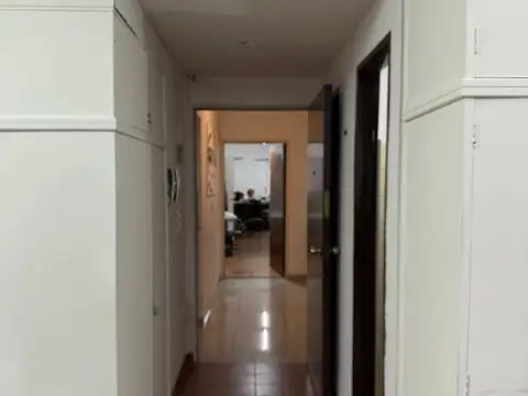 Oficina en Venta al Este