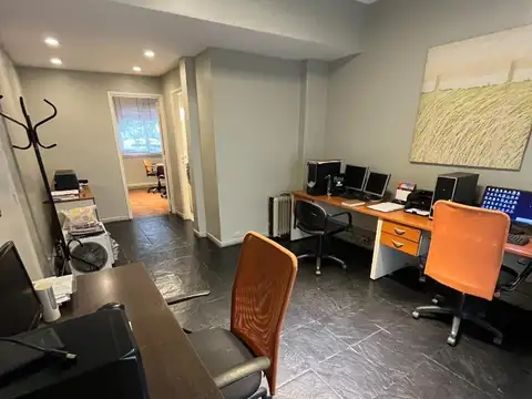 Oficina en Alquiler al Norte
