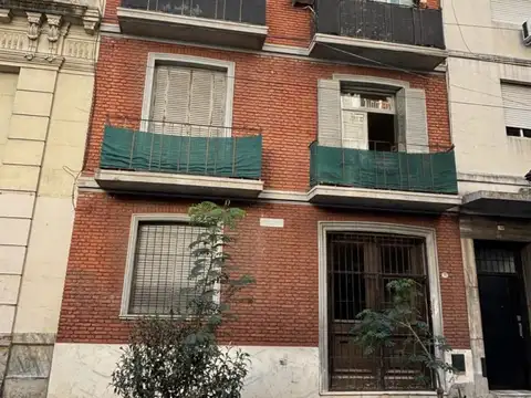 VENTA LUMIN0SO MONOAMBIENTE en MONSERRAT
