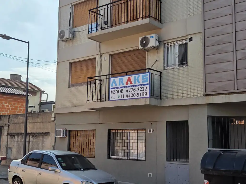 Av Salvador Maria Del Carril 2300