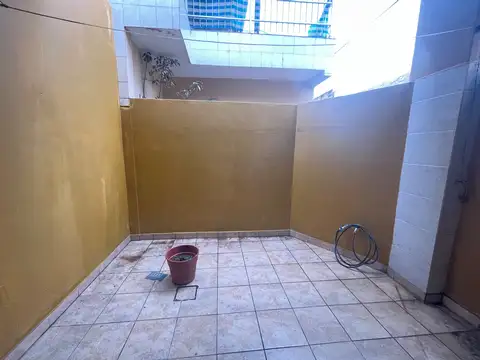 Depto Tipo Casa en Alquiler de 2 ambientes