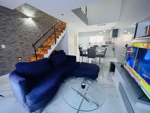 Casa en Venta en Lanus Este, USD 160.000