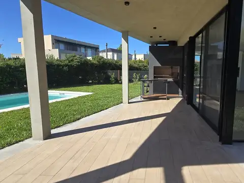 Casa en Venta 1 año