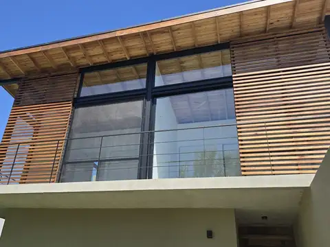 Casa en Venta en La Lonja, USD 595.000