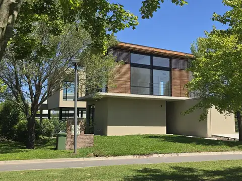 Casa en Venta en Ayres Plaza, La Lonja, Pilar, GBA Norte - 6 Ambientes