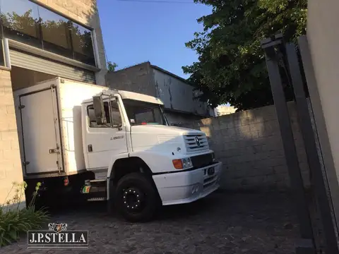 Depósito / Galpón Industrial  750 m² - Con Opción de Renta - Castelar Sur