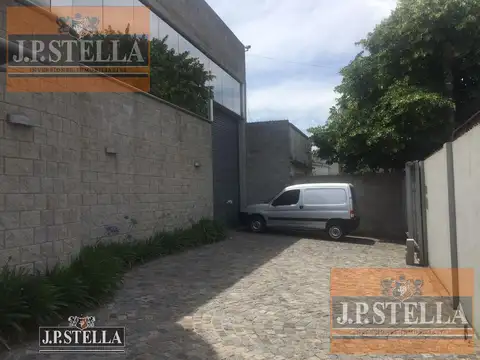 Galpon en Venta en Castelar Sur, USD 780.000