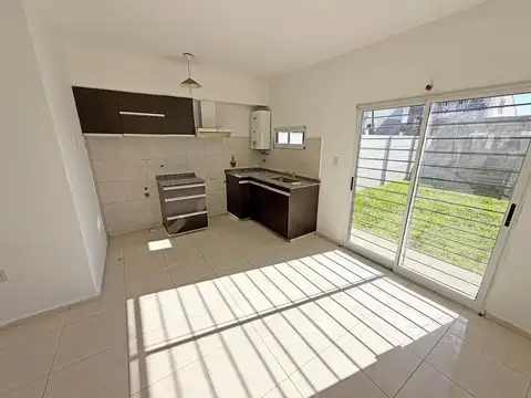 Casa en Alquiler en Ricardone, $ 680.000