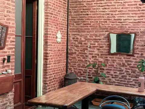 Depto Tipo Casa en Alquiler de 4 ambientes