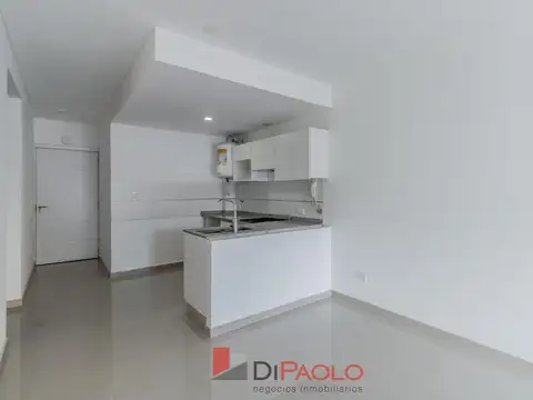 Departamento en excelente edificio de categoría Villa Bosch