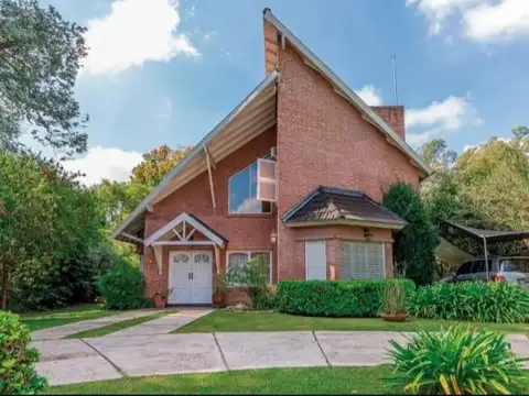 Casa en  Venta Lujan