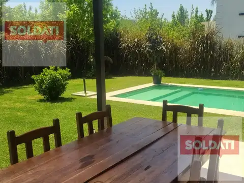 Casa 7 ambientes con 3 baños