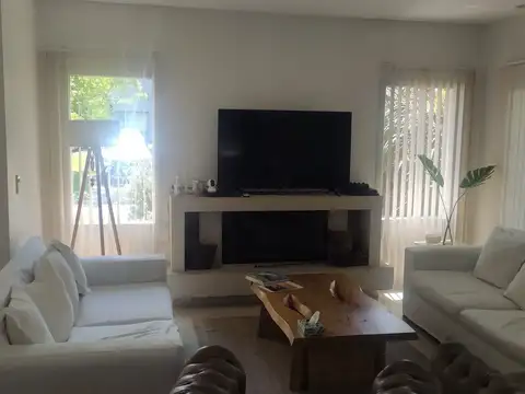 Casa en Alquiler Temporal al Noreste