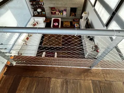 Casa en Alquiler con 2 cocheras