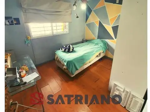 Depto Tipo Casa 3 ambientes con 2 baños