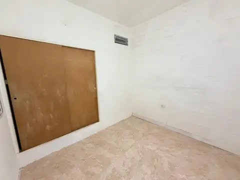 Depto Tipo Casa en Alquiler con 1 cocheras