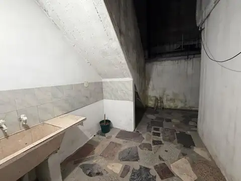 Depto Tipo Casa en Alquiler en Wilde, $ 750.000