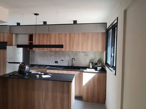 Dto. 4 amb en Venta sobre Avda. de Los Incas