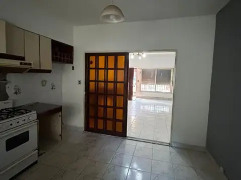 Venta | ph 3 ambientes | c/entrada independiente | al frente