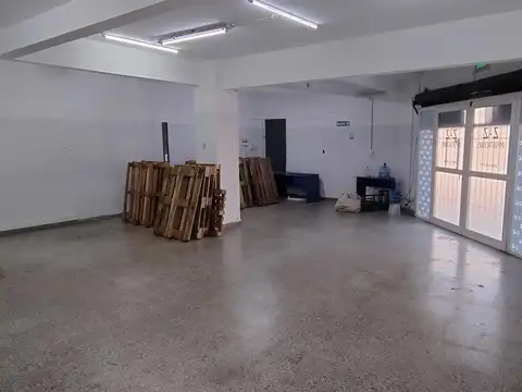 Galpon en Venta en Saavedra, USD 181.000