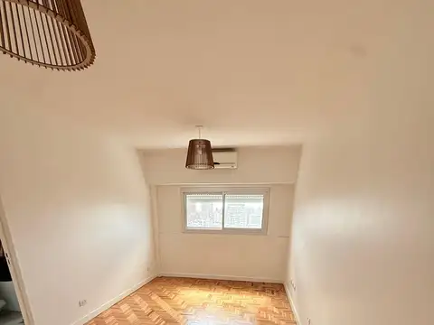 Laprida 1800, Piso 18