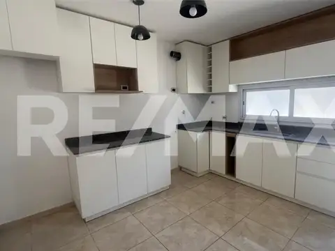 Depto Tipo Casa en Venta en Neuquen, USD 235.000