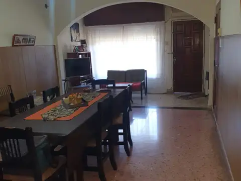 Intendente Witcomb 1300