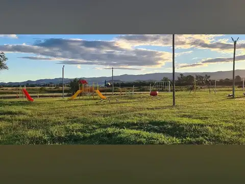 Terreno en Villa Juana entre falda del Carmen y alta gracia