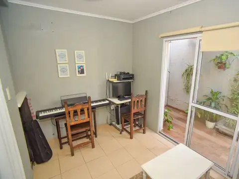 Gobernador Freyre 6400