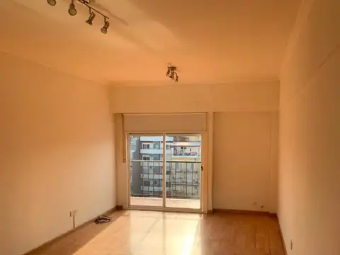 Departamento en alquiler 3 ambientes  - LINIERS