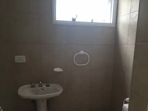 Av Gdor M Ugarte 4000, Piso 3