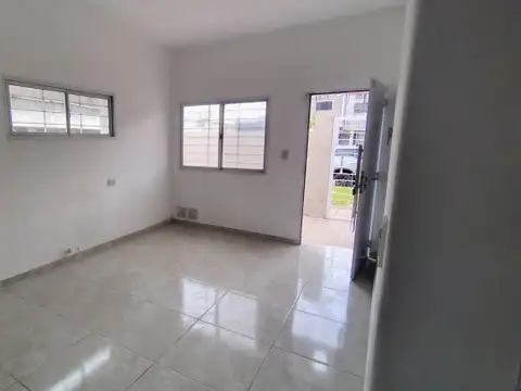 Casa en Alquiler en Sarmiento, $ 950.000