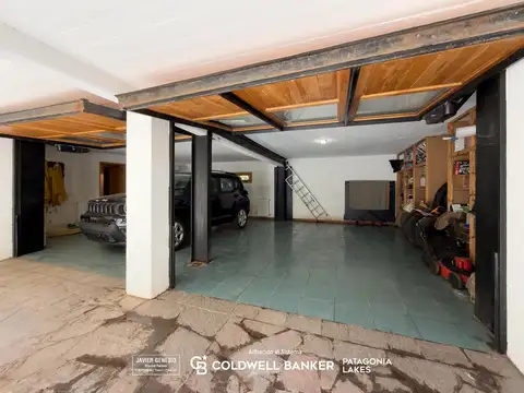 Casa 7 ambientes con 4 baños