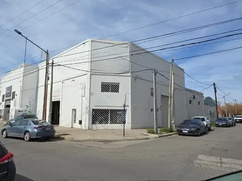 Alquilo Galpón 700m2 Frente Rn22